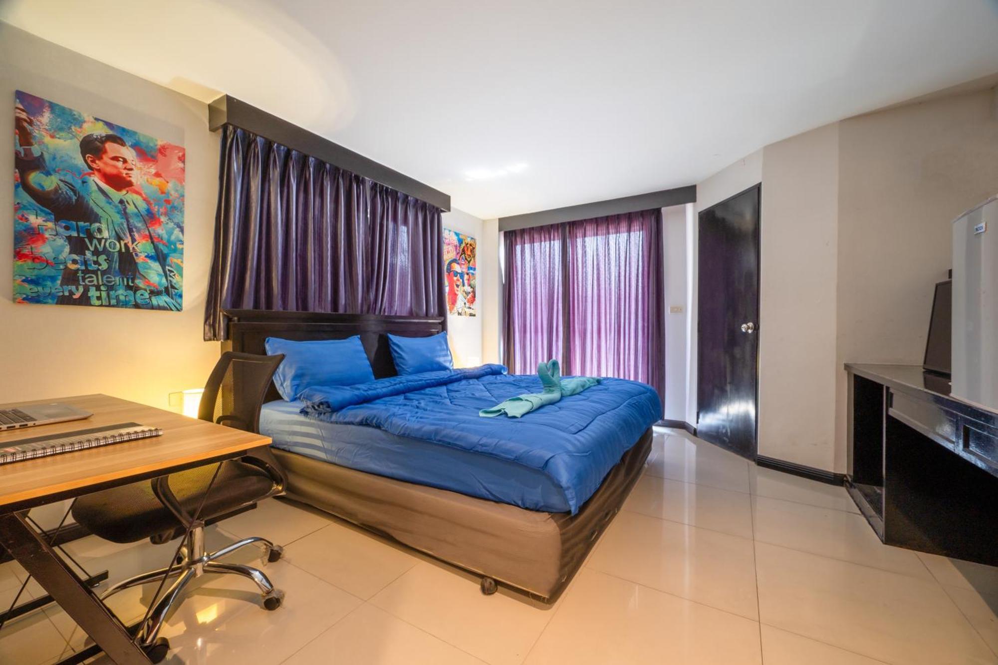 Abunawas Merry Inn At Walking Street باتايا المظهر الخارجي الصورة